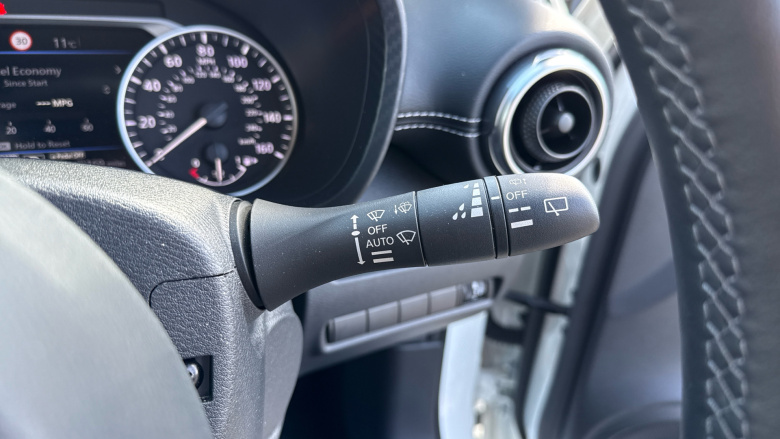 Nissan Juke 1.6 Hybrid Tekna 5dr Auto Hybrid Hatchback